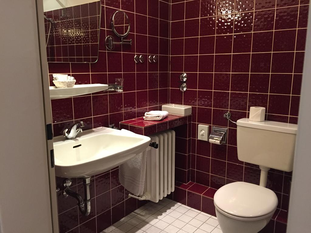 Haus Litzbruck Hotel Düsseldorf Kamer foto