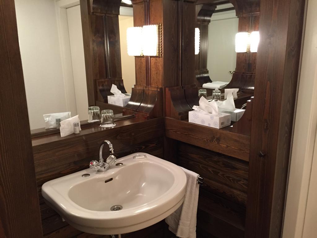 Haus Litzbruck Hotel Düsseldorf Kamer foto