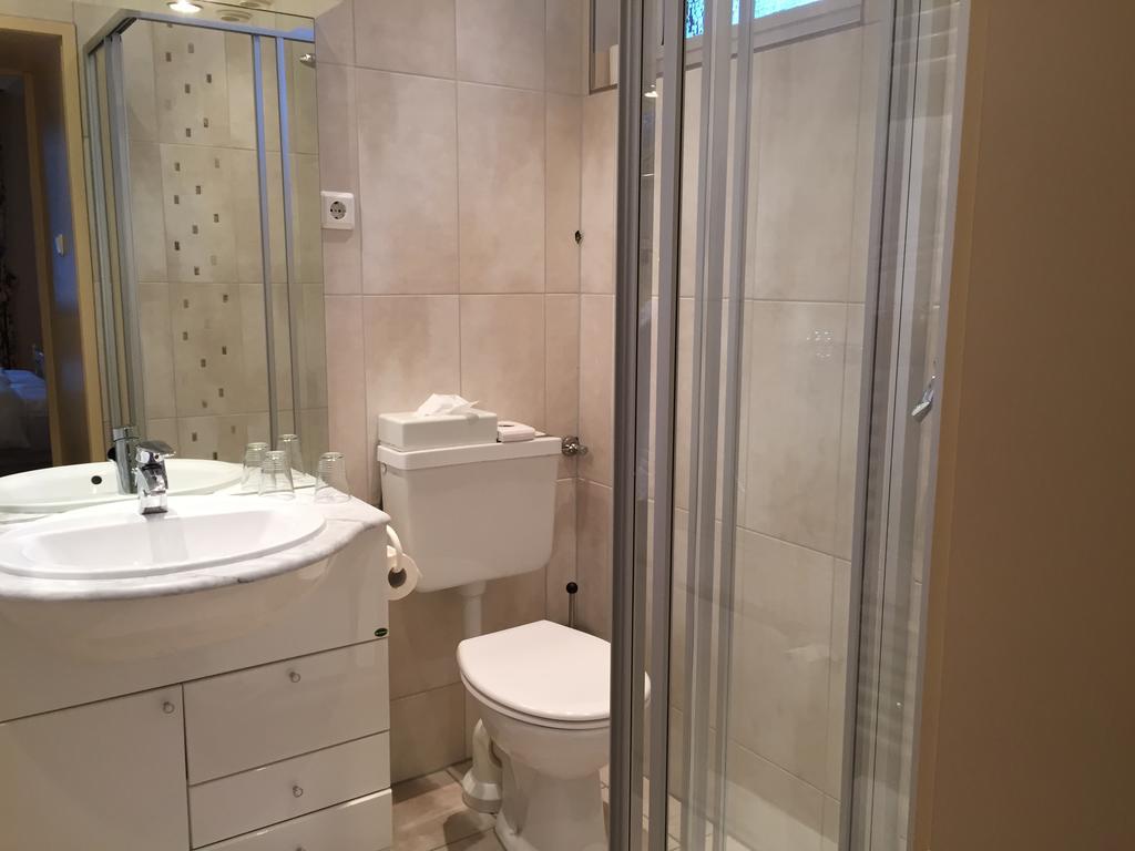 Haus Litzbruck Hotel Düsseldorf Buitenkant foto